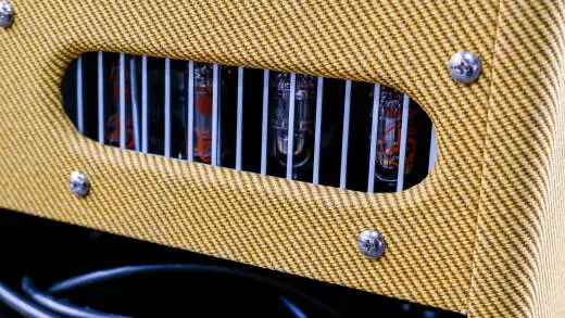 Fender - Pro Junior IV 15W 1x10 Tube Combo Amp - Lacquered Tweed 2